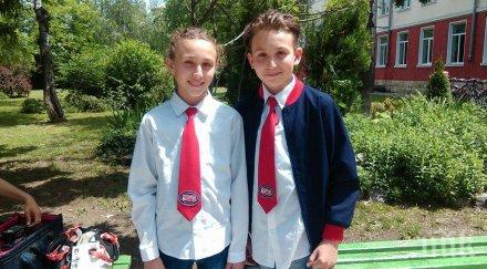 добра новина честни близнаци върнаха портфейл тъпкан валута