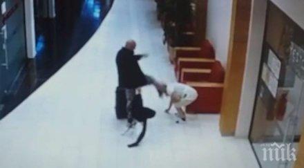 проговори брутално ритнатата шведски турист камериерка