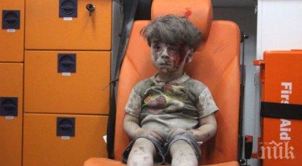 година случи окървавеното момченце станало символ страданията алепо снимки