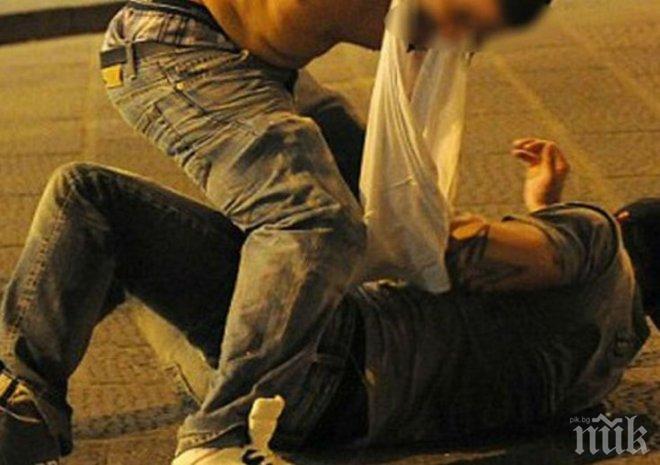 Див, селски екшън: Халил и Хюсеин нахлули в Мания и започнали да трошат наред