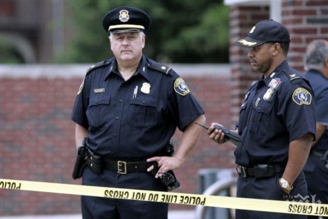 ИЗВЪНРЕДНО ОТ ОРЛАНДО! Най-малко пет трупа след стрелбата на месо (ВИДЕО)