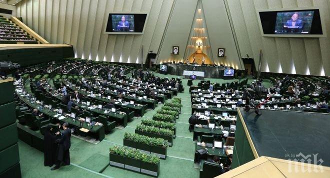 ИЗВЪНРЕДНО! Стрелба в парламента на Иран! Има убити и ранени 