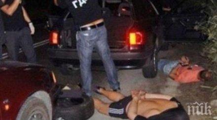 полиция атакува село полски извор закопчаха син авторитетна личност