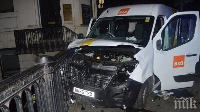 УЖАС! Атентаторите от Лондон опитали да наемат 7,5 тонен камион, с който да газят хората 