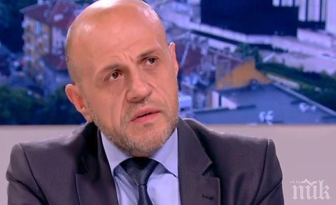 ЕКСКЛУЗИВНО В ПИК! Томислав Дончев за чакалнята на Европа, приемането на еврото, доклада за КТБ и... шкембе чорбата 