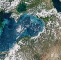 НАСА засне от космоса тюркоазения цвят на Черно море