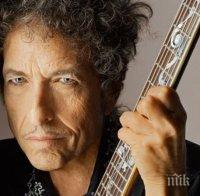 ГРЕДА! Обвиняват Нобеловия лауреат Боб Дилън в плагиатство?