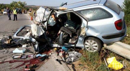 счетоводителка убила двама пътя отърва затвора