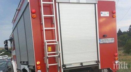 запали короната пловдив пожарни хвърчат сградата