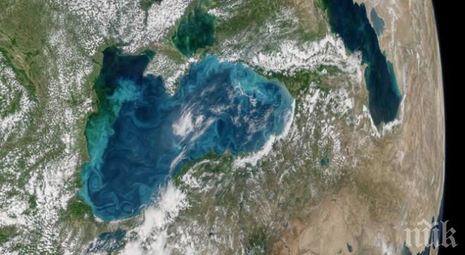 НАСА засне от космоса тюркоазения цвят на Черно море