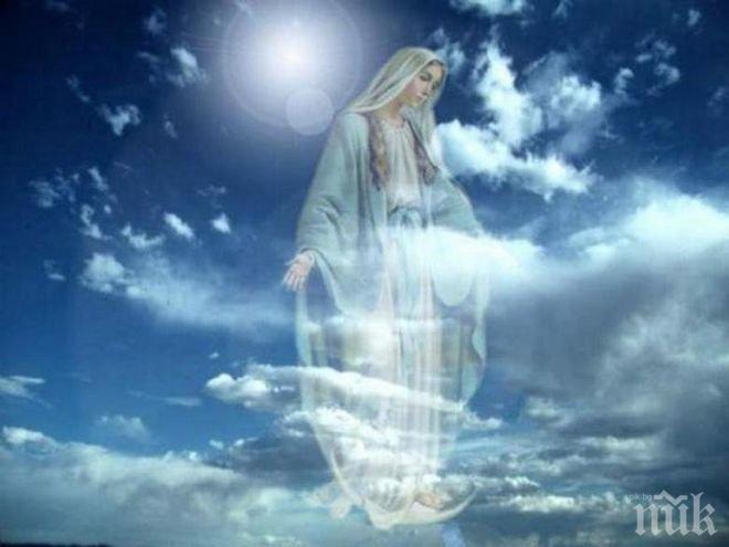 ЧУДО! Света Богородица се появи в небето над Ирландия