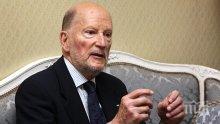 Паси и Станимир Илчев хвалят в хор Царя