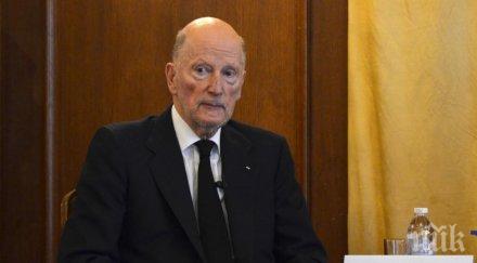 синя кръв цялото кралско войнство крака симеон царят без корона навършва години