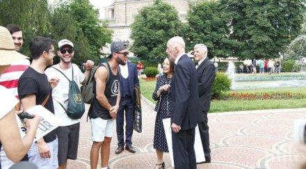 фото бомба пик царя показа внука симеон хасан особи синя кръв станаха атракция туристите софия снимки