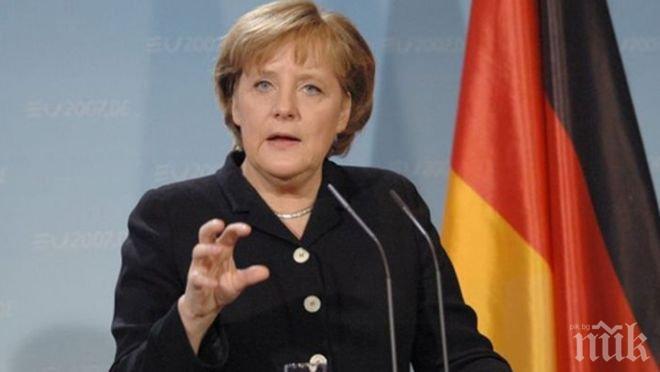 Меркел се сбогува с папата