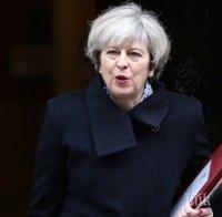 Премиерът на Великобритания: Мислите ми са с пострадалите при инцидента край джамията при Финсбъри Парк в Лондон