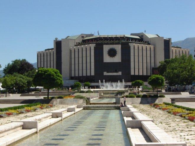 СЛЕД ПРОВЕРКА! ДНСК не са открили нарушения в ремонта на НДК