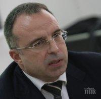 Порожанов вдига заплатите в Агенцията за борба с градушките
