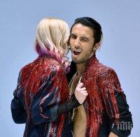 Алек Сандър подкара комбайн в новия си клип (ВИДЕО) 