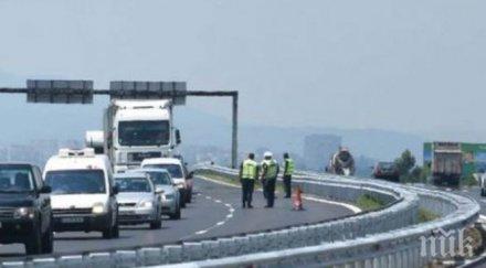 тежък инцидент два тира помляха тракия движението затруднено