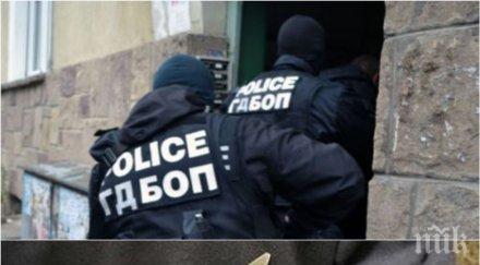 ексклузивно пик бургазлията държал сина заложник опрял нож гърлото