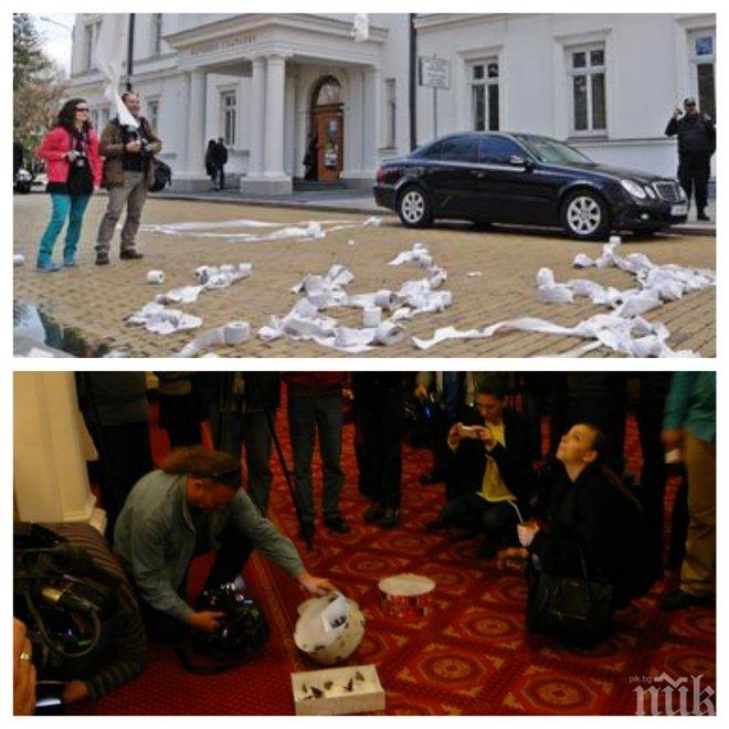 ПЪРВО В ПИК! Бунт на чистачките в парламента! 9 години не им вдигат заплатите, отказват и сега