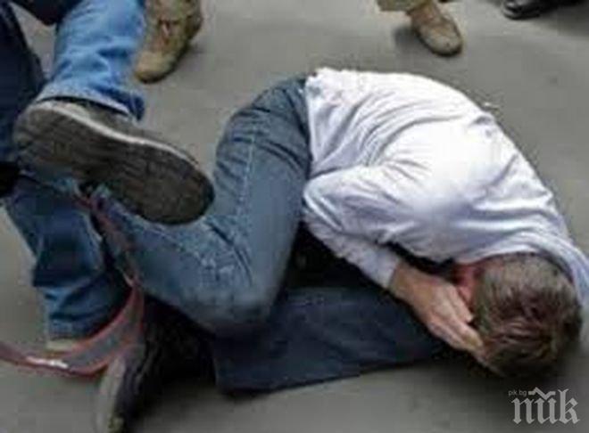 Сеир в Северозапада! Меле посред бял ден на автогарата в Монтана