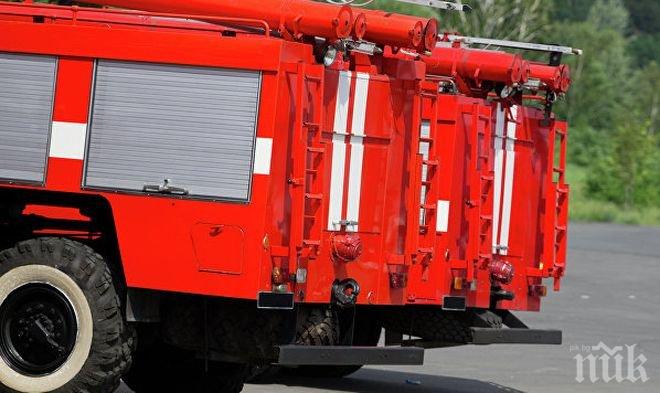 ИЗВЪНРЕДНО В ПИК! ЗЛОВЕЩО ПОВТОРЕНИЕ! Пожар избухна в жилищна сграда в Лондон (ВИДЕО/СНИМКИ)