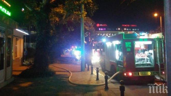 Изгасиха пламналия ресторант Греми в Пловдив