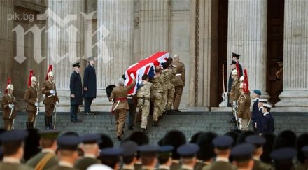 започна церемонията погребението маргарет тачър