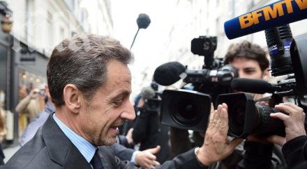 френски бизнесмен обеща документи рушветите кадафи саркози