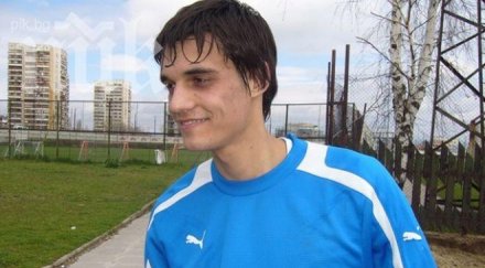 наско курдов подписва пожар левски