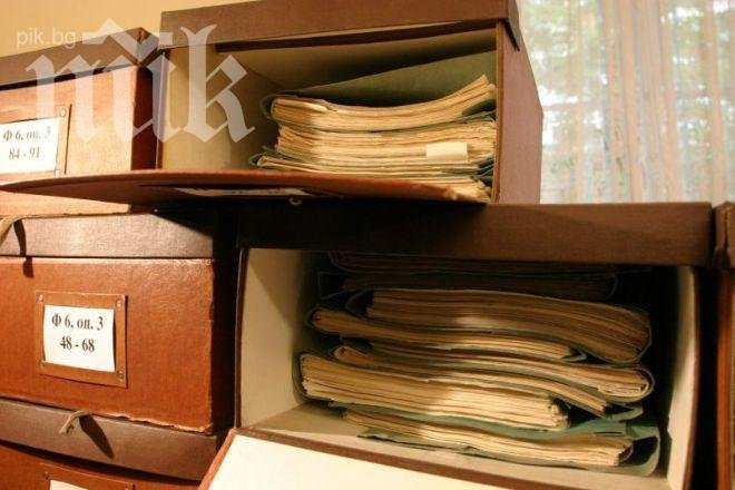 Културният министър Владимир Пенев: Заплашваха сестра ми, за да стане агент на ДС