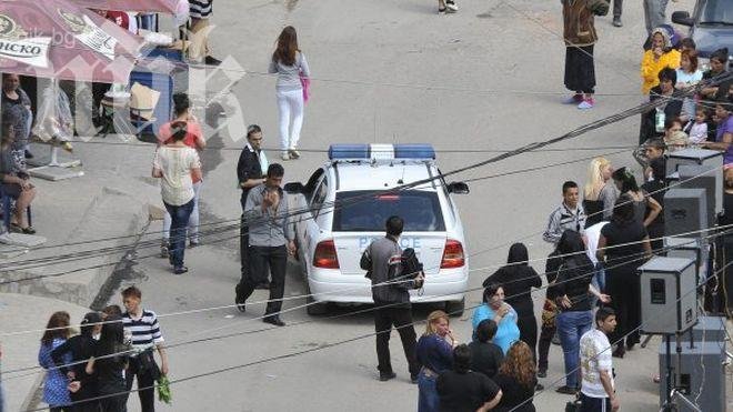 Циганска веселба подлуди квартал в Хасково (Снимка)