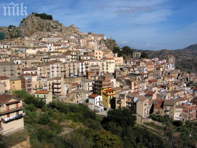 Кипър поотпусна контрола върху банковите транзакции и плащания 