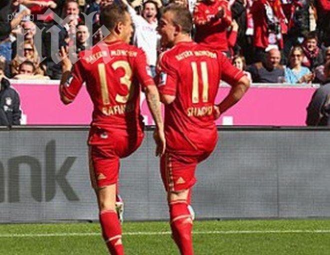 Байерн и Борусия мачкат след успехите в Шампионска лига