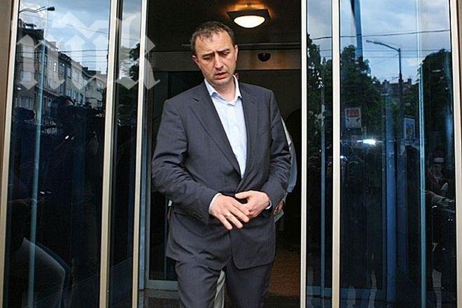 Скандалният прокурор Роман Василев подаде оставка