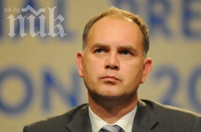Георги Кадиев: Орешарски официално не е номиниран от БСП за премиер 
