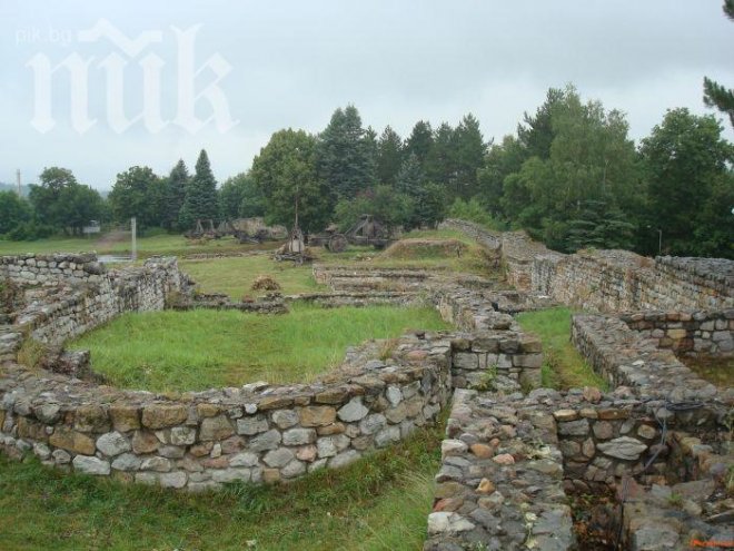 Започна реставрацията на древната крепост Кракра в Перник