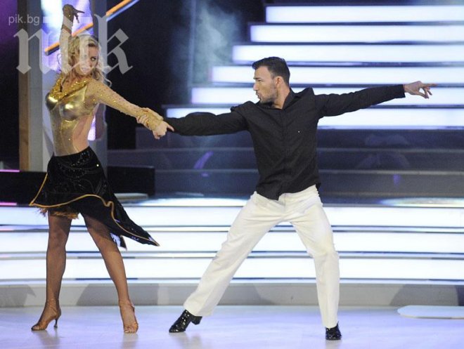 Контузия отстранява каскадьорката Стела от Денсинг Старс?