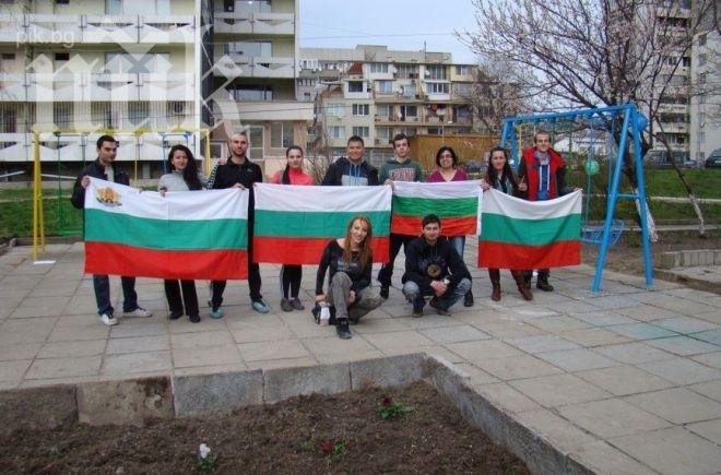 Протестиращите от Варна освиркаха ГЕРБ и Лиляна Павлова 