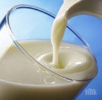 Чаша айрян и прохладен душ са идеални за жегите