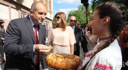 скандалът цветанов свищов продължава румен радев отсече изгонен нещо поканен