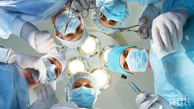 КОФТИ ТРЪПКА! Извадиха вибратор от ануса на ММА боец 