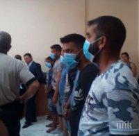 Побойниците роми от Асеновград остават в ареста