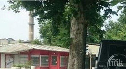 търсене сянка джип кацна тротоар пловдив снимка