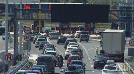 огромни задръствания туристи блокираха курортите хърватия