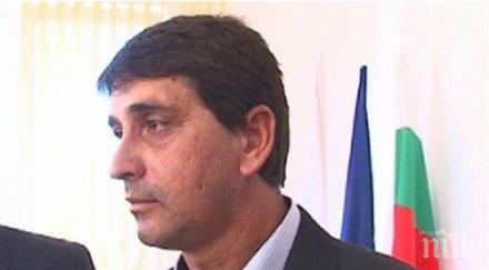 кметът семчиново остава ареста