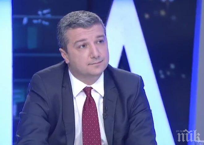 Драгомир Стойнев: Вместо да решаваме истинските проблеми, ние се занимаваме с крушки и плочки