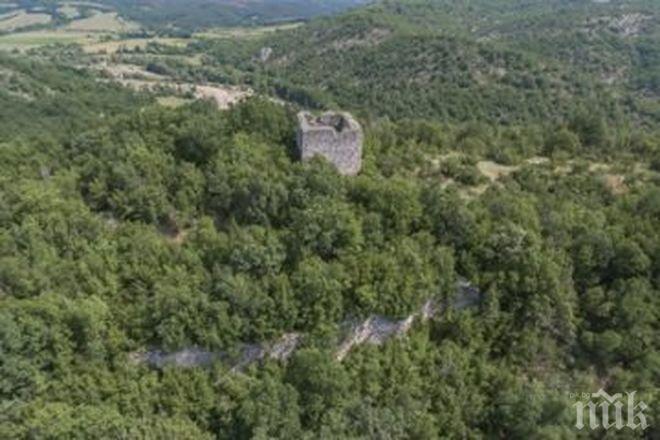 Спешни мерки! НИМ спасява от иманяри крепост край Ивайловград